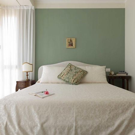 Casa Lazzarini Luxury Apartment เปซาโร ภายนอก รูปภาพ