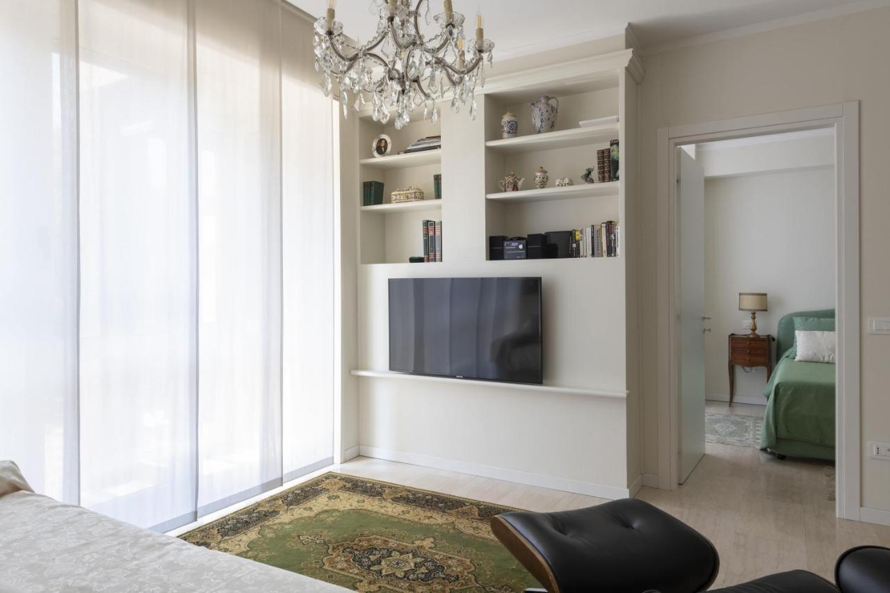 Casa Lazzarini Luxury Apartment เปซาโร ภายนอก รูปภาพ