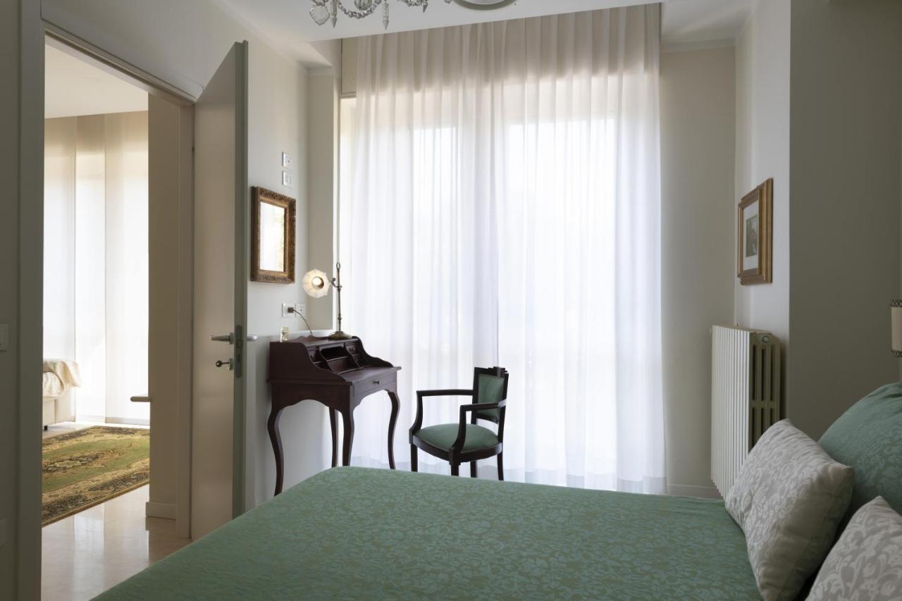 Casa Lazzarini Luxury Apartment เปซาโร ภายนอก รูปภาพ